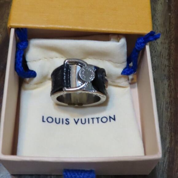 Louis Vuitton Ring M64243 Berg Monogram Eclipse size 10 - Picture 1 of 9